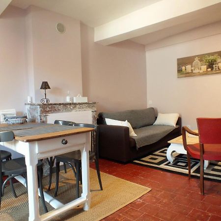 La Maison Moja Prety Luaran gambar